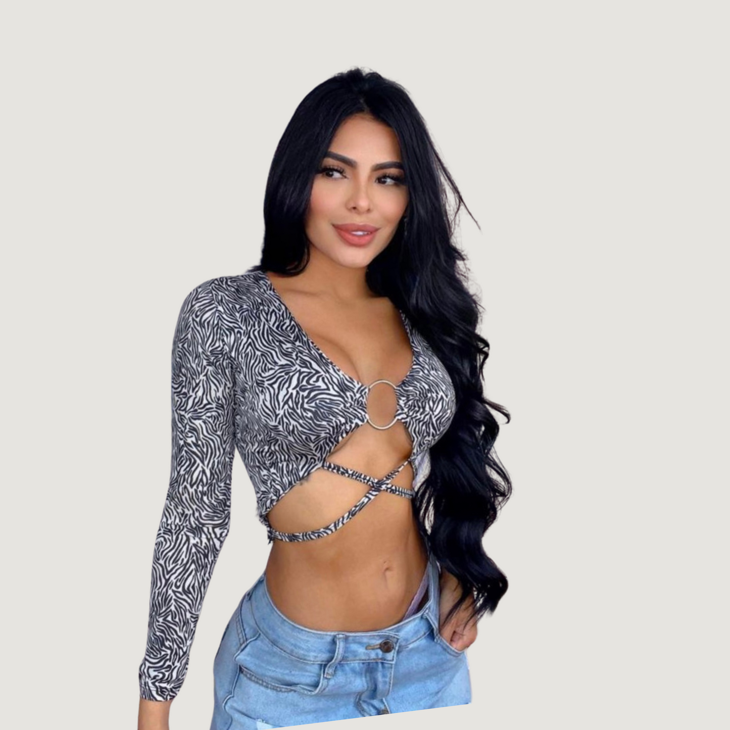 Long sleeve crop top- open neckline - Saida Fashion