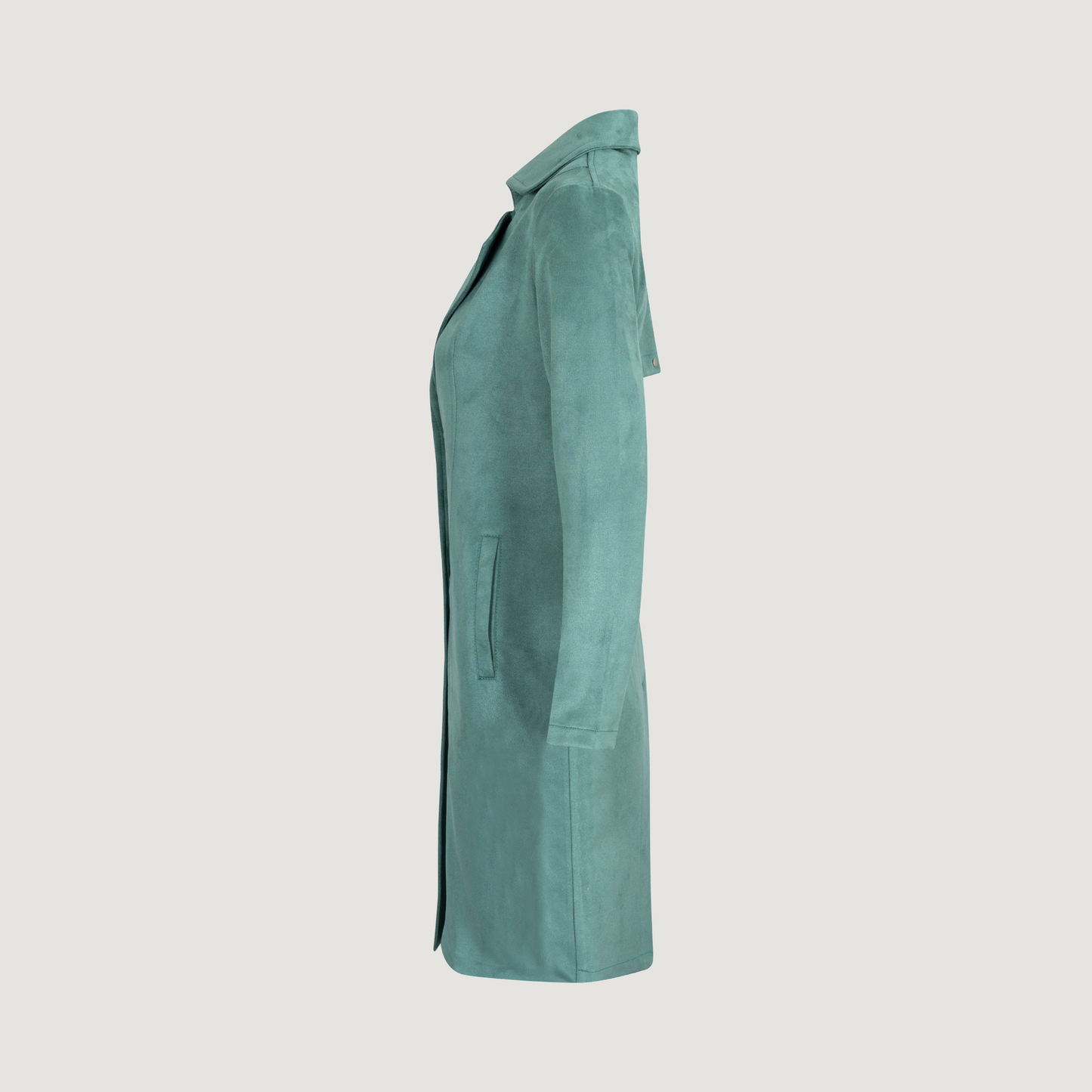Abrigos de invierno elegantes con gamuza acogedora