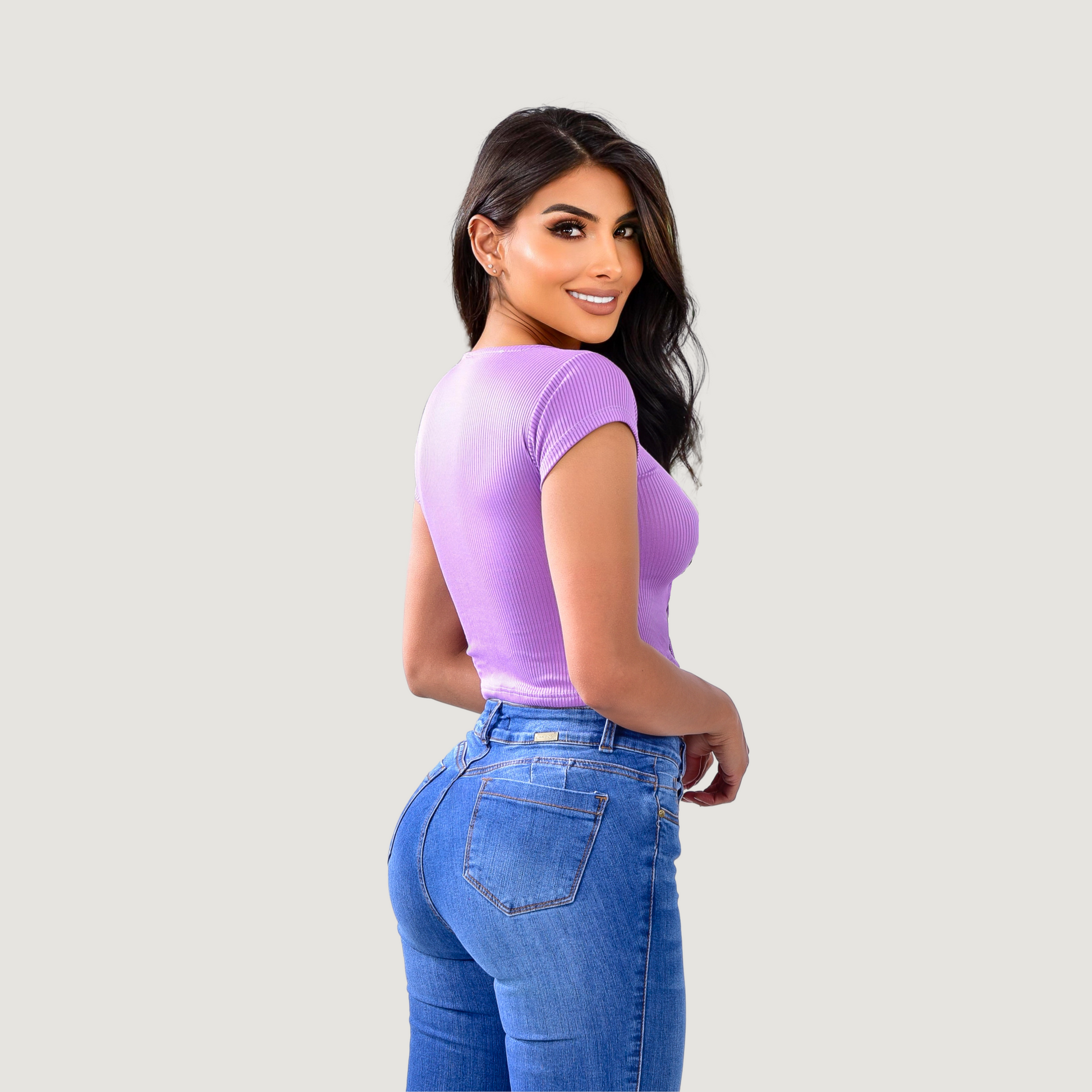 Criss cross crop top with lace-up neckline - Saida Fashion 