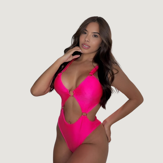 Body con cortes a la última moda
